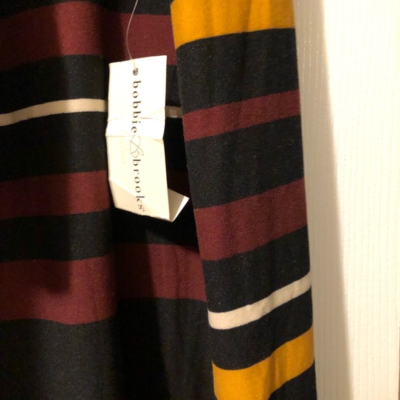 A line dress- 3/4 sleeves- key hole back - Picture 5 of 6